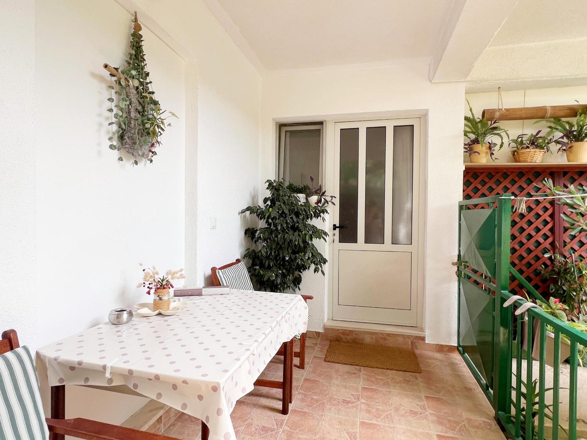 Room Tai - Spacious And Comfy With Private Terrace Hvar Town Bagian luar foto